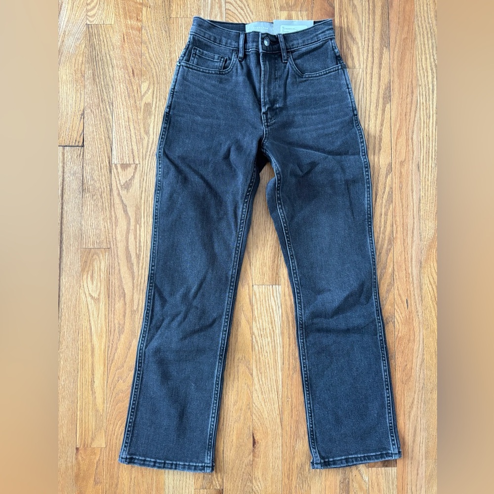 NWT Everlane Cheeky Bootcut Jean